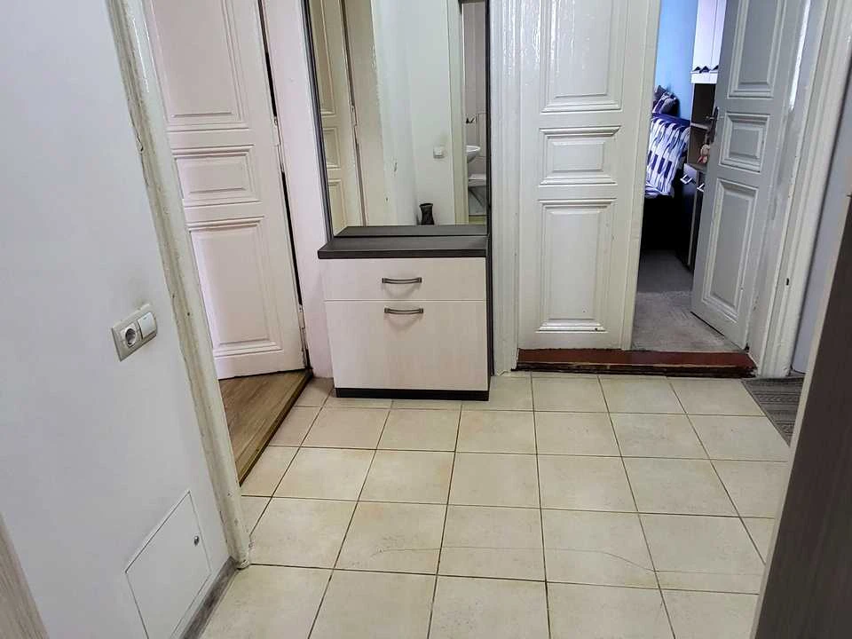 Apartment. Sheptytskykh Street, Lviv