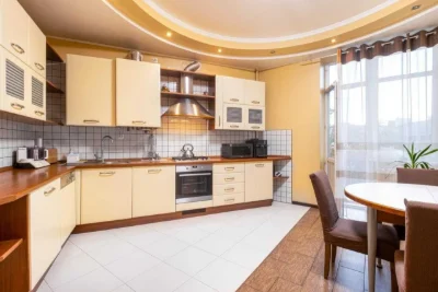 Apartment for Sale, 3 rooms, Efremova 13