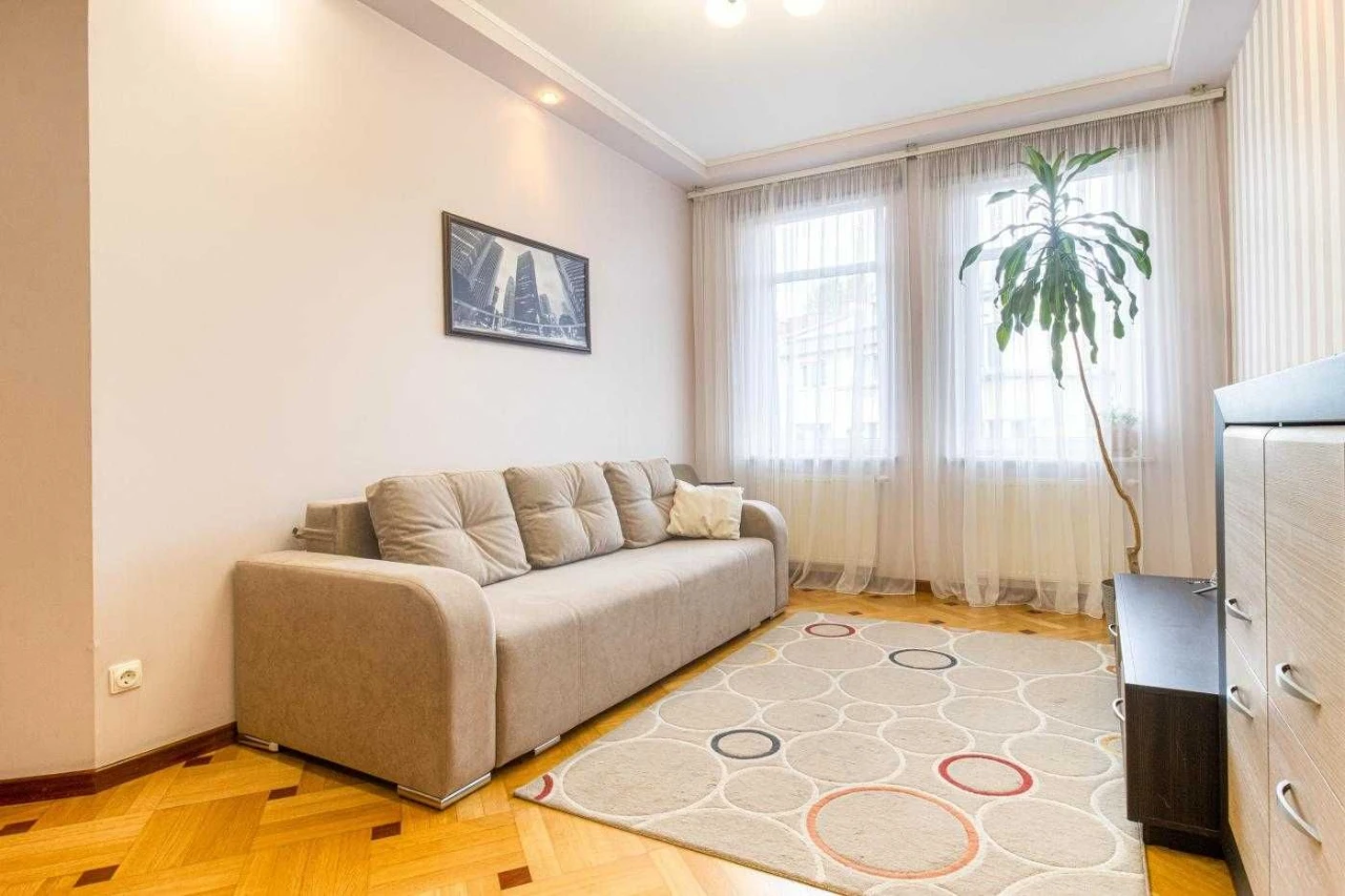 Apartment for Sale, 3 rooms, Efremova 13