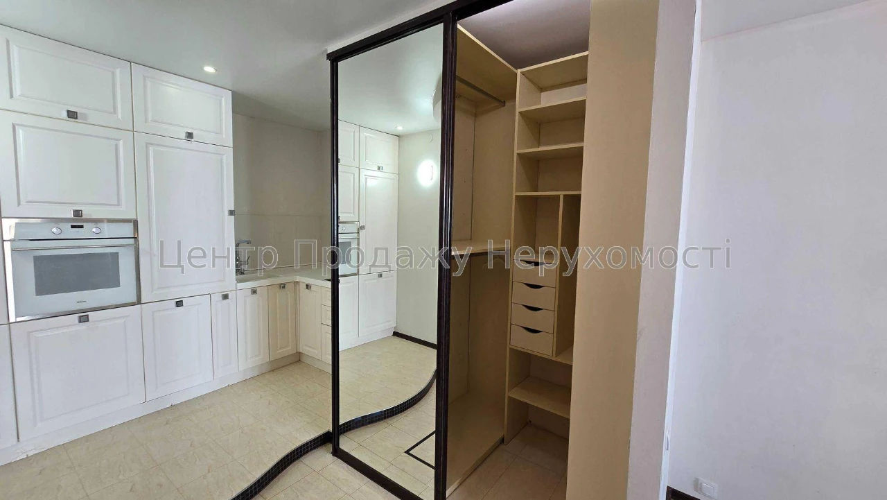 Продается 1-комнатная квартира, 66 м², 13/16 этаж, Киев – уютно