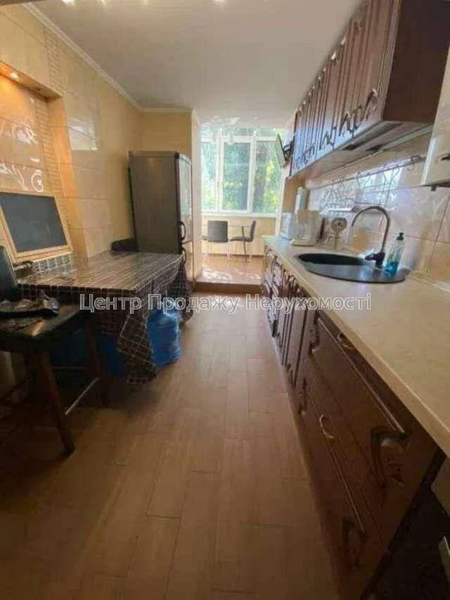 Sale of a 2-level, 2-bedroom apartment, 3/4 floor, 84 sq m, Kyiv – center