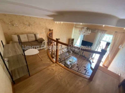 Sale of a 2-level, 2-bedroom apartment, 3/4 floor, 84 sq m, Kyiv – center