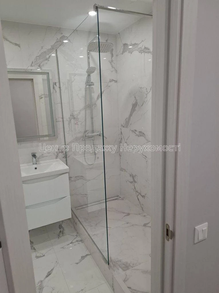 Продажа 2-комнатной квартиры 72 м² на 11 этаже в Киеве, дом