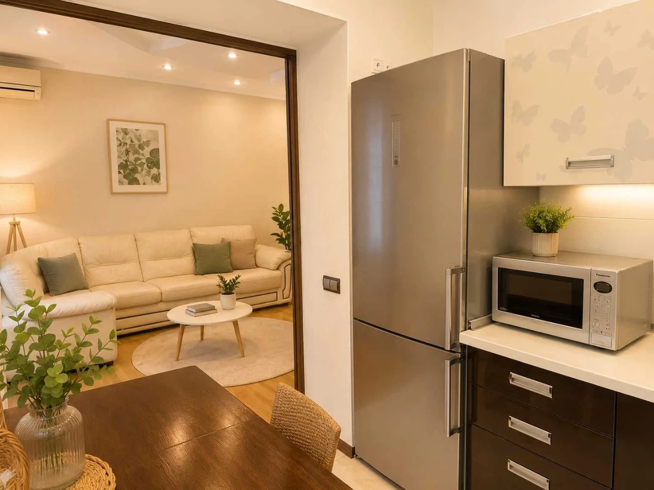 Продажа 3-комнатной квартиры 77 м² с высотой потолка 3,2 м в тихом месте