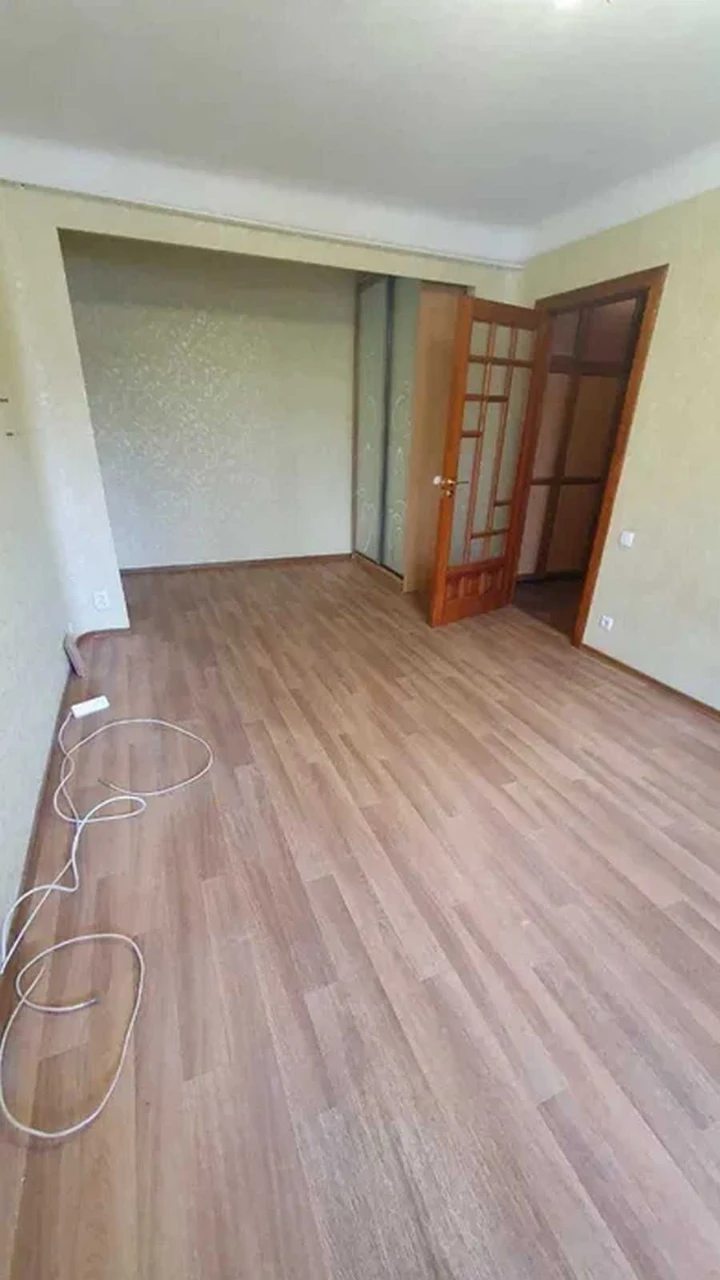 For Sale: 1-bedroom apartment in Slobodsky district! Odessa!! Kyrgyzskaya Street! IN