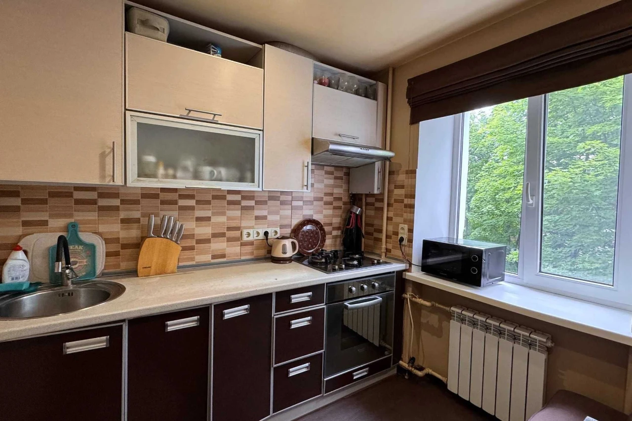 For sale 2-room apartment, Prospect Nauki, metro 23 August. Pavlov.