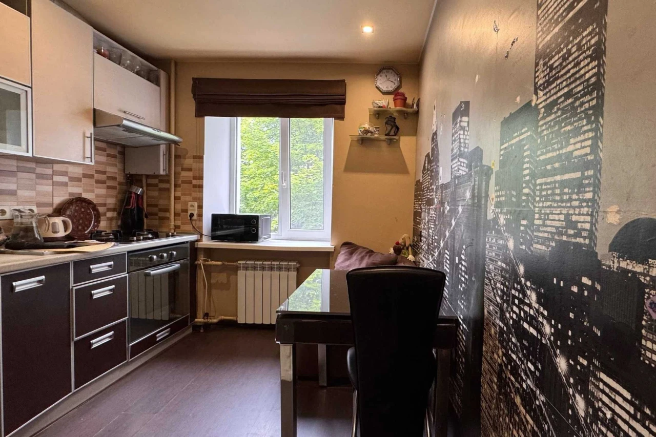For sale 2-room apartment, Prospect Nauki, metro 23 August. Pavlov.