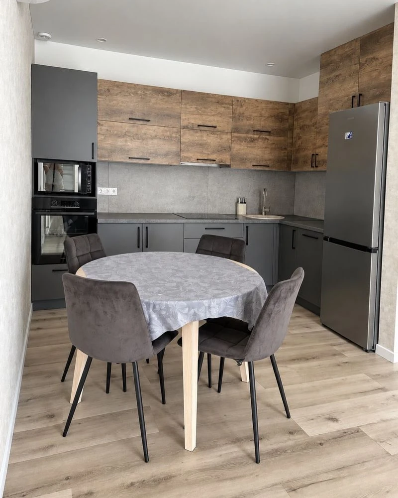 Sale of a modern house with renovation in Makarov area