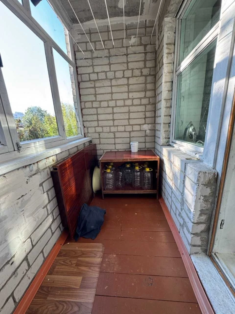 Sale of a 4-room apartment in a brick building in the Oleksandrivka area