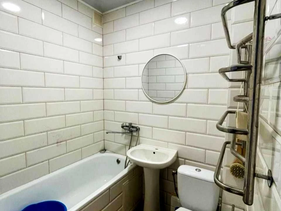 Apartment. V'yacheslava Radchenka Street, Chernihiv