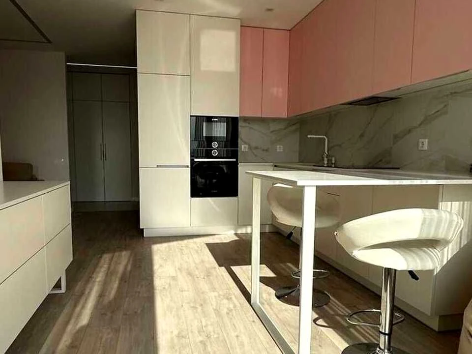 Apartment. Volodymyr Yasyuk Street, Kyiv