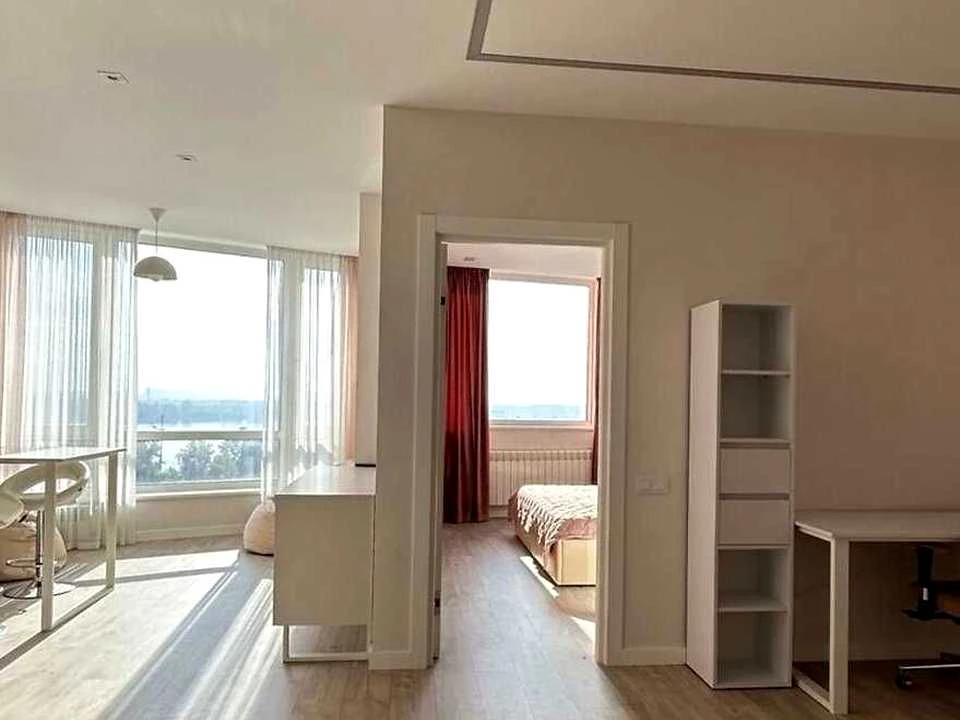 Apartment. Volodymyr Yasyuk Street, Kyiv