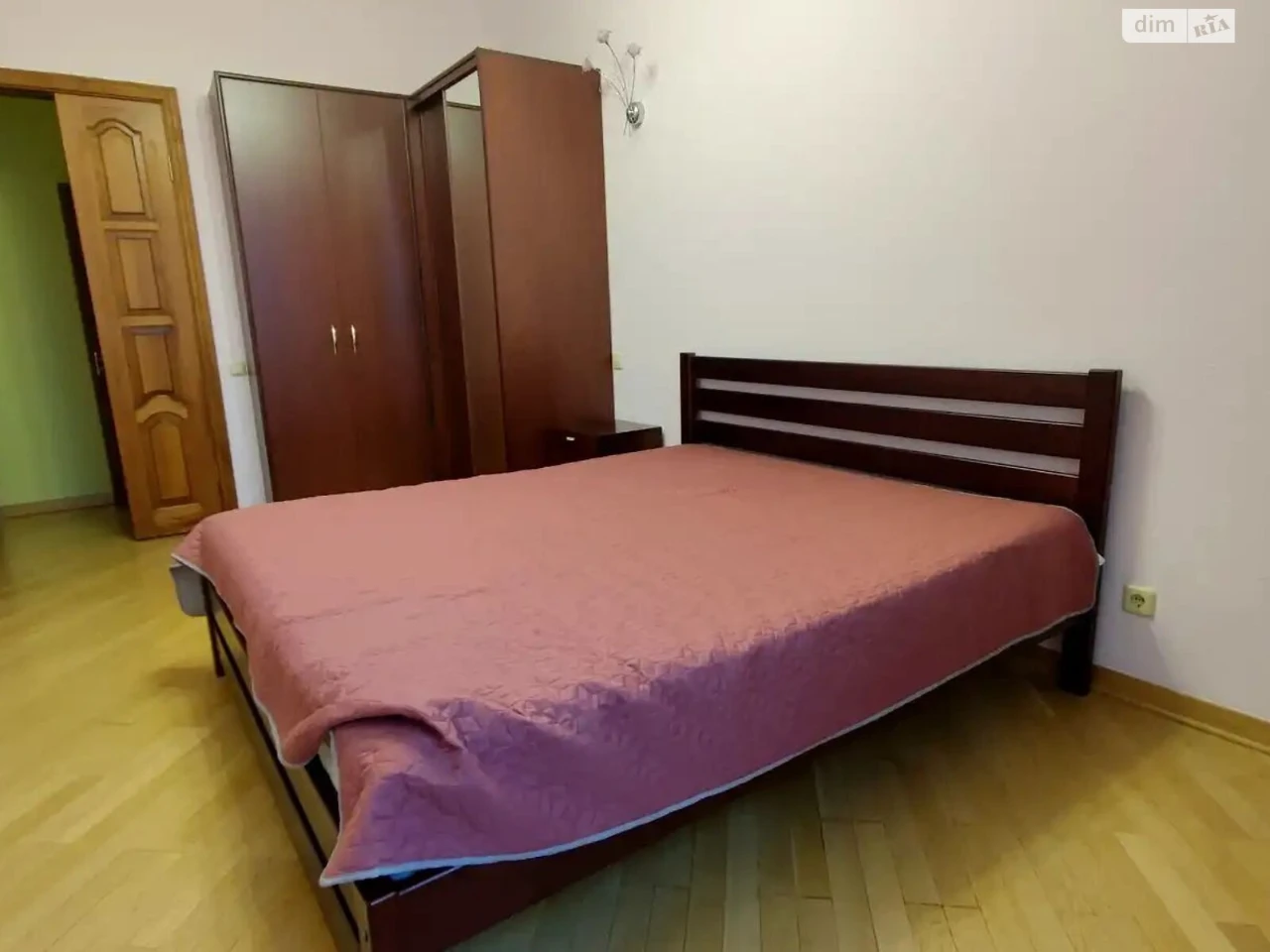 Long-Term Rental Apartment on Podil