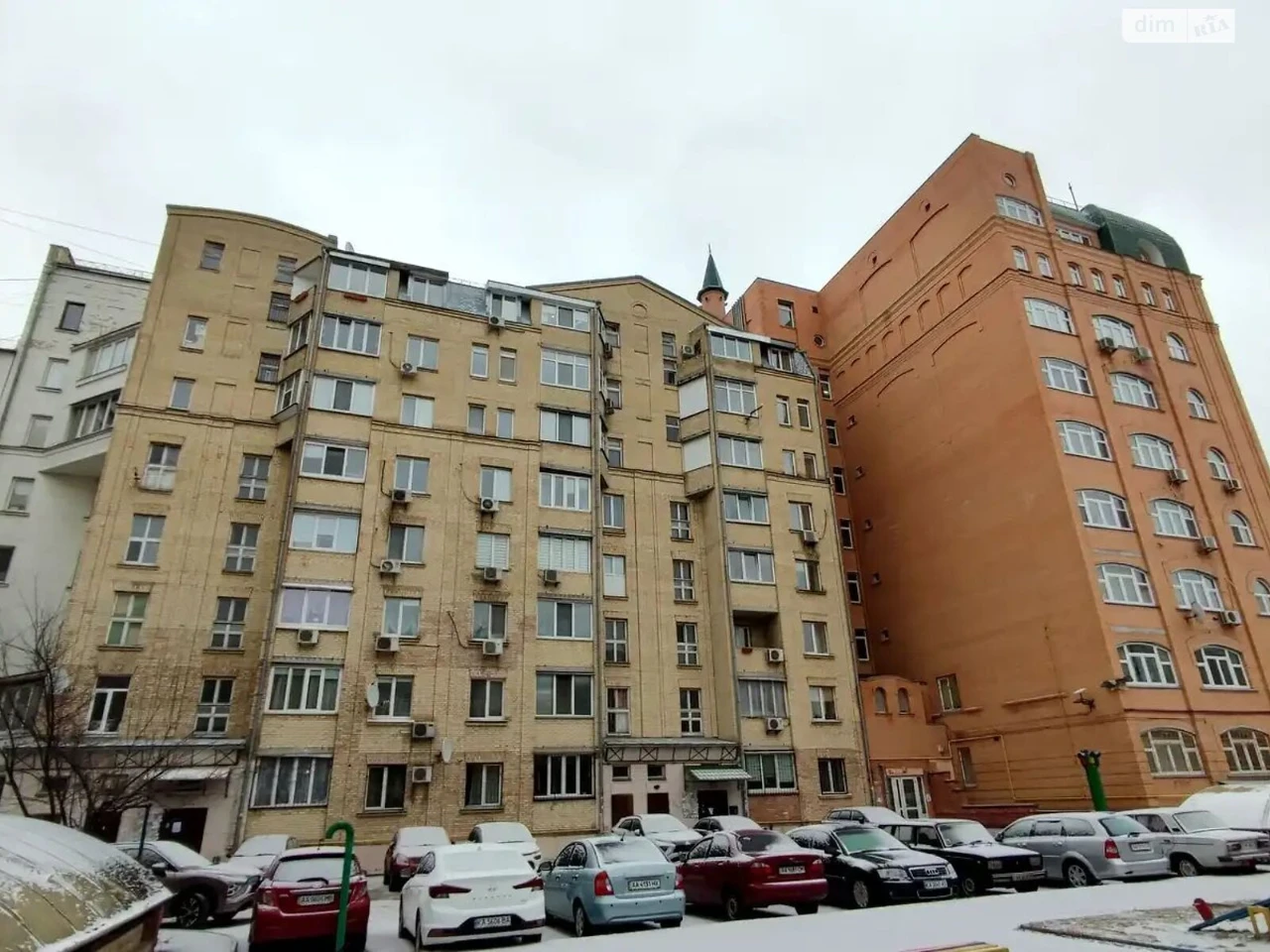 Long-Term Rental Apartment on Podil