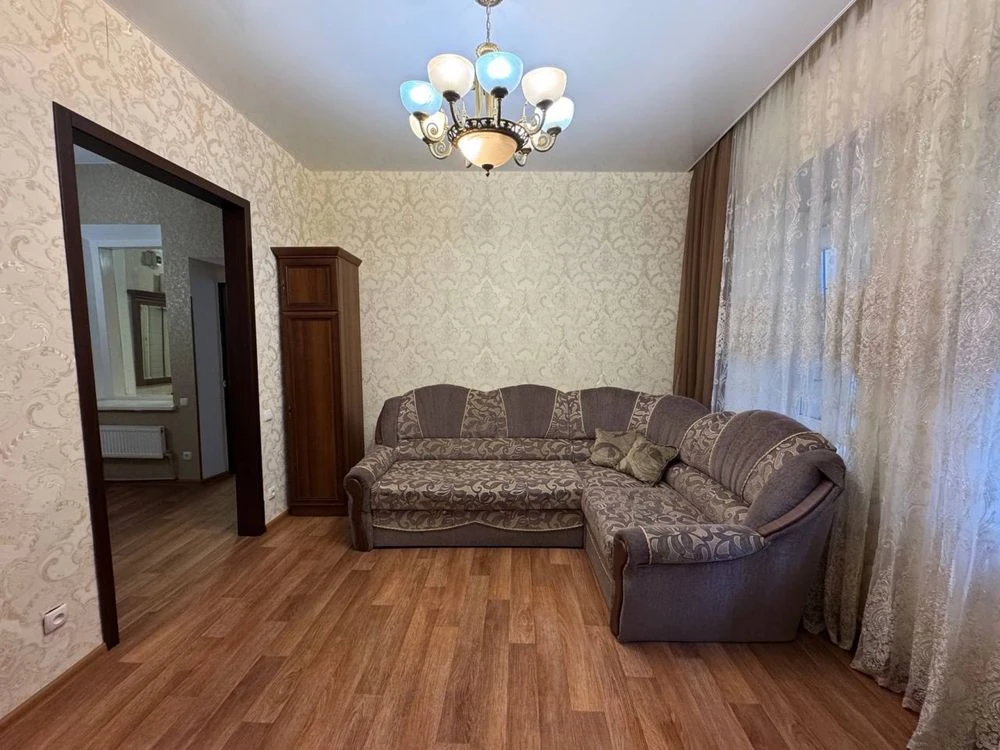 Sale of a 3-bedroom apartment with land