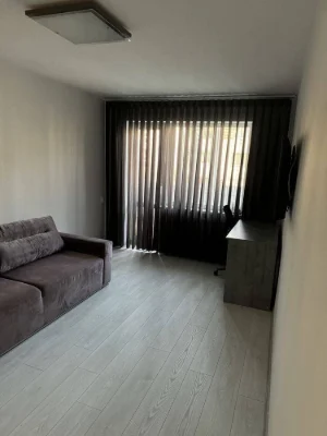 For Sale 3-room apartment on Mira Avenue, Left Bank, Caravan