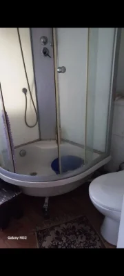 Продам пів будинку.