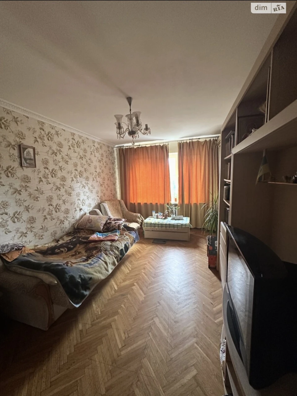Продается 3-комнатная квартира на Таирова