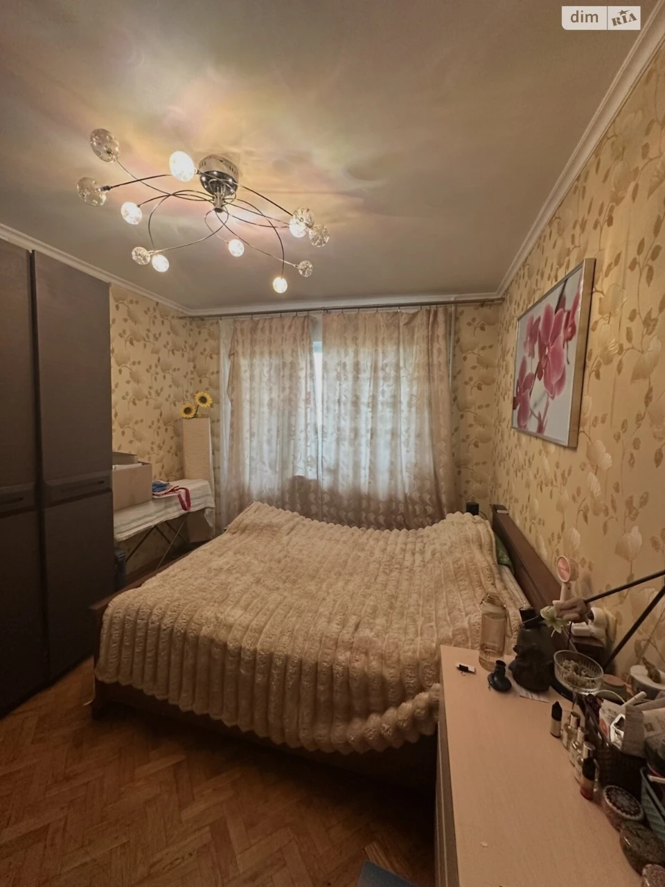 Продается 3-комнатная квартира на Таирова