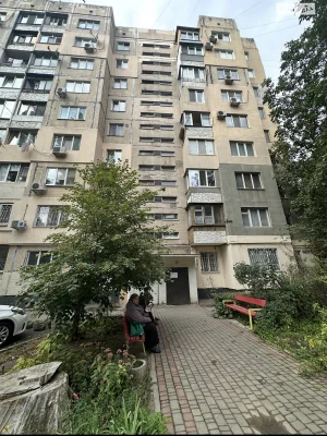 Продается 3-комнатная квартира на Таирова