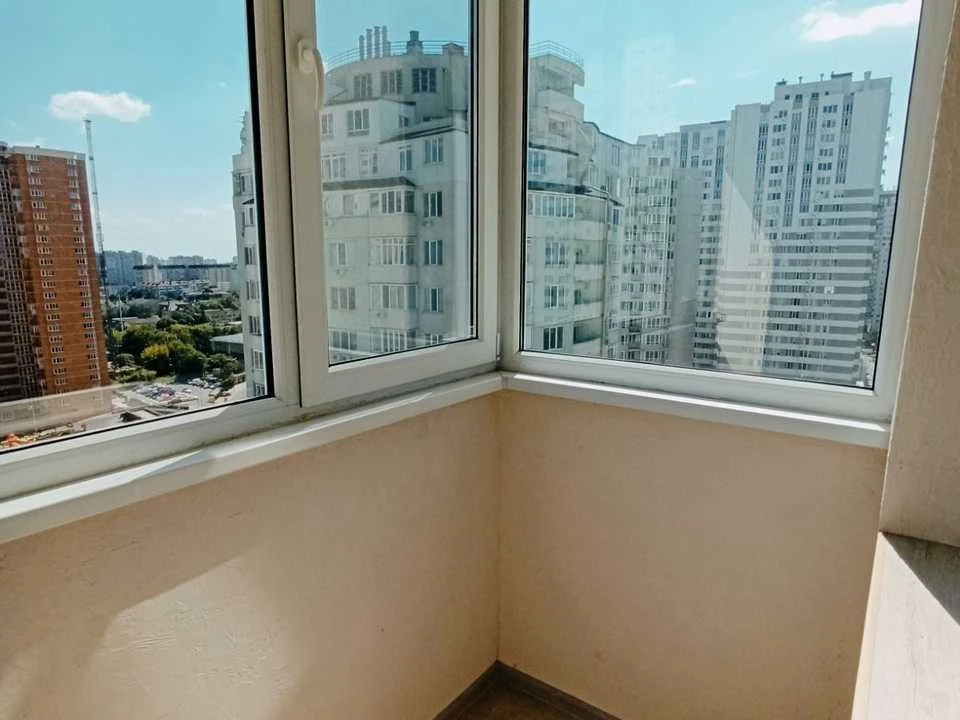 Apartment. Odessa, Lustdorfska Road, St.