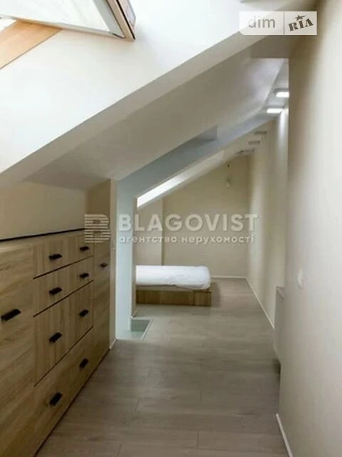For sale 2-room apartment 65 sq. m. on Regeneratorna St. 4 • ID 346
