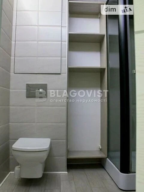For sale 2-room apartment 65 sq. m. on Regeneratorna St. 4 • ID 346