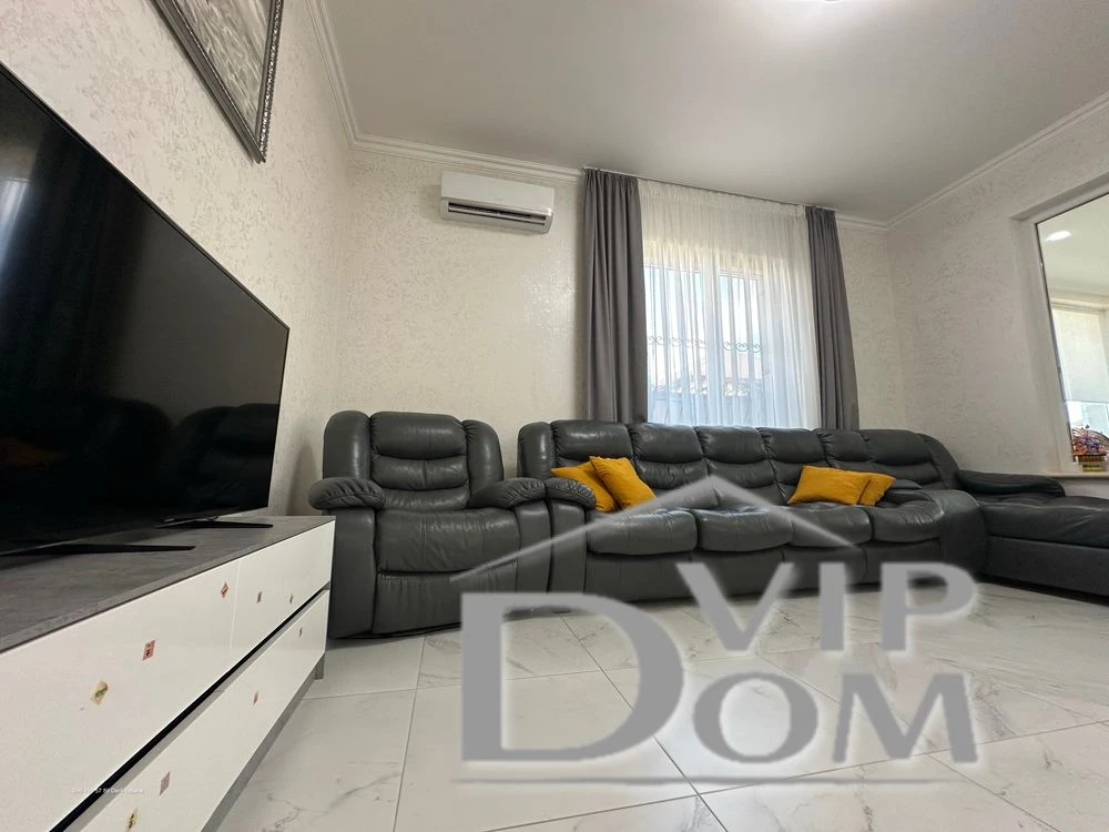 Господарський будинок в Одесі, Совіньон