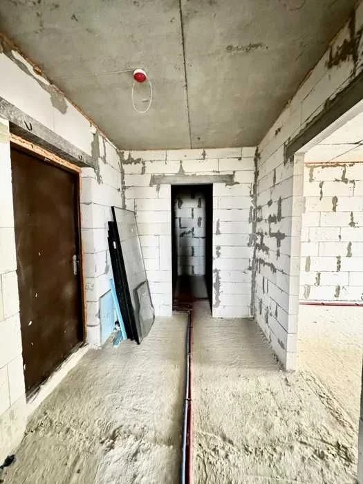 For Sale: 3-room apartment in residential complex "Meridian". Gv. Shirontsevo 72 (code