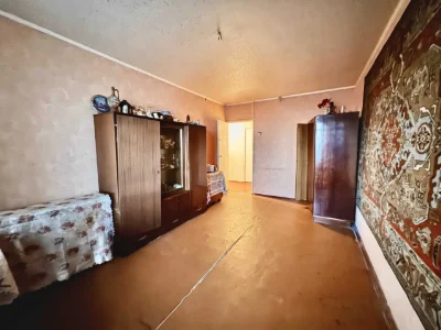 For sale, 3-room apartment, metro Studencheskaya, 5-minute walk