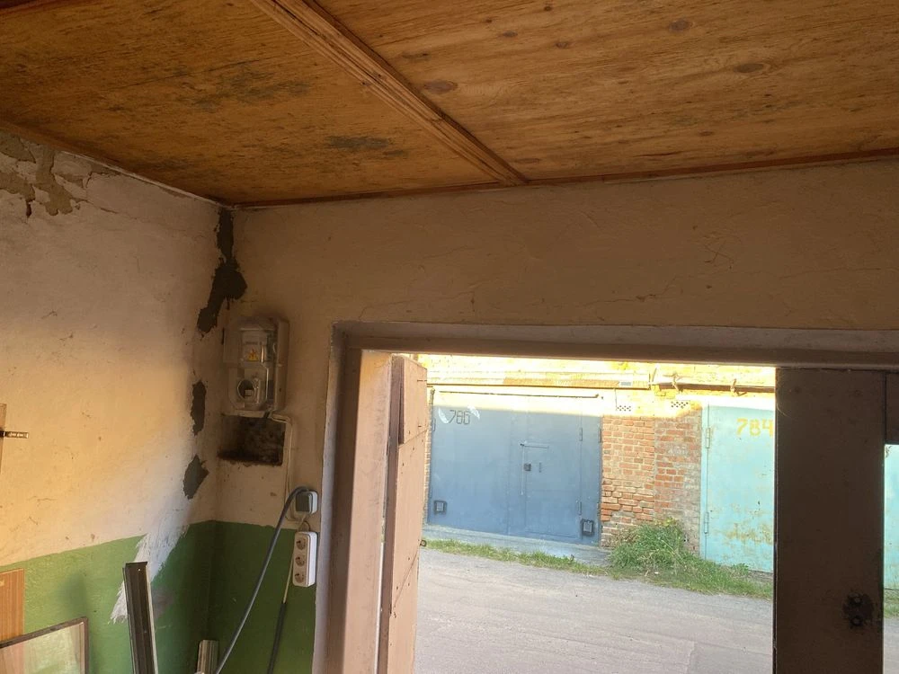 For Sale: Garage, GSC-7, Pyrogovo