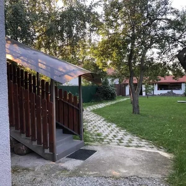 Двохповерховий будинок, Промисловий, 110 м²