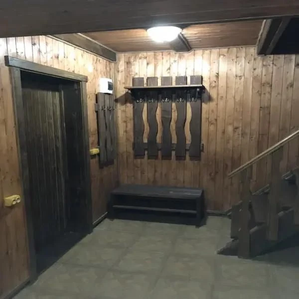 Двохповерховий будинок, Промисловий, 110 м²