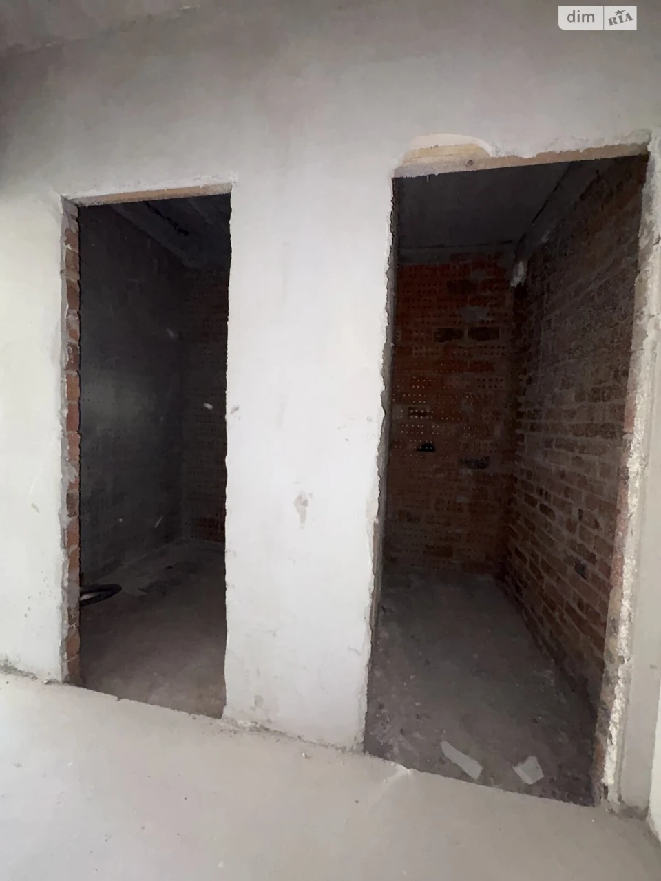 Apartment for Sale - Ozerna
