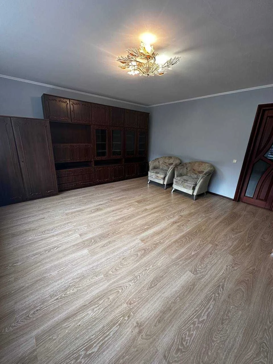 1 new apartment at a fantastic price!!
