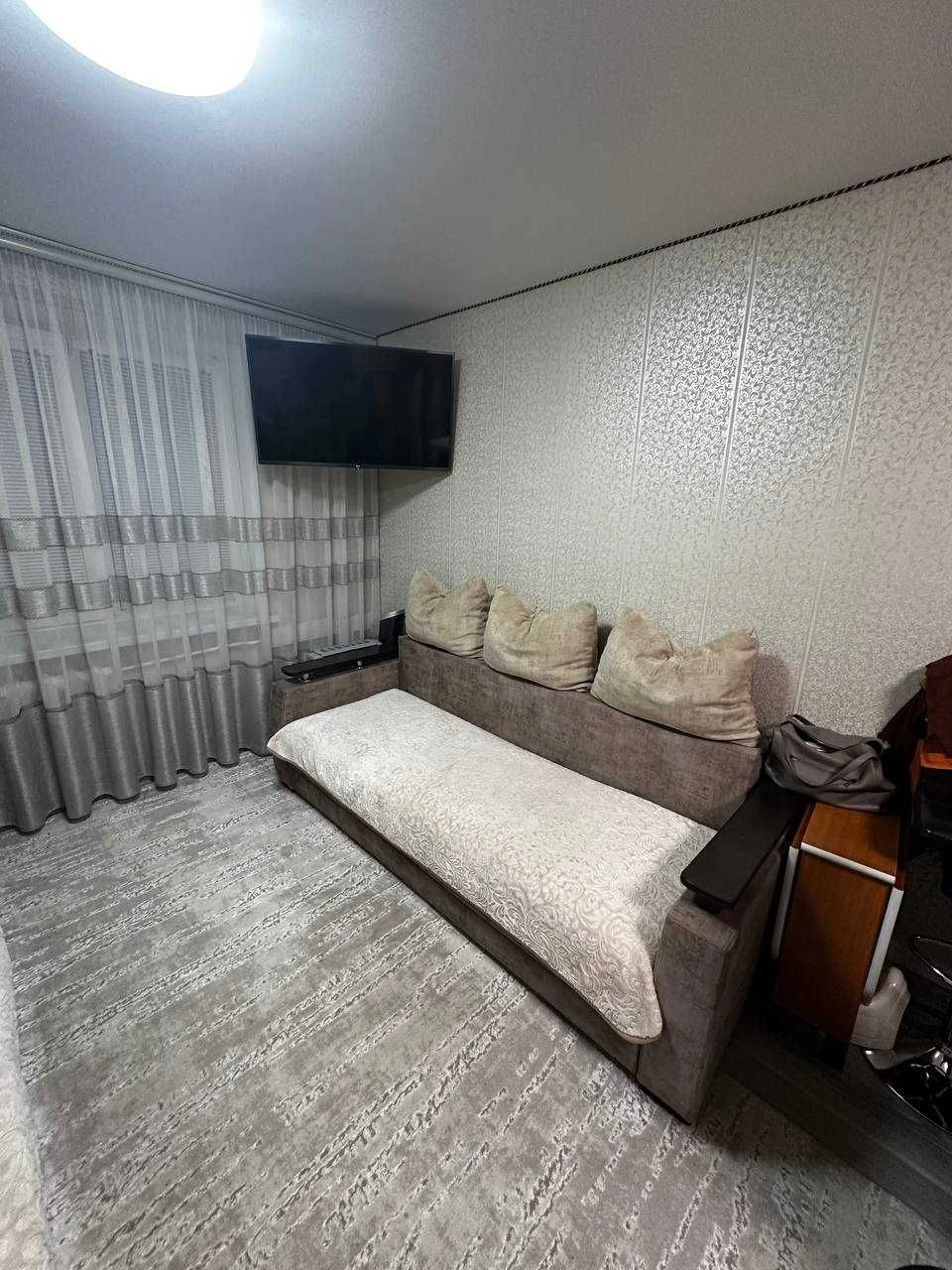 1-room apartment in dormitory in Vystavka, excellent option regarding condition and location