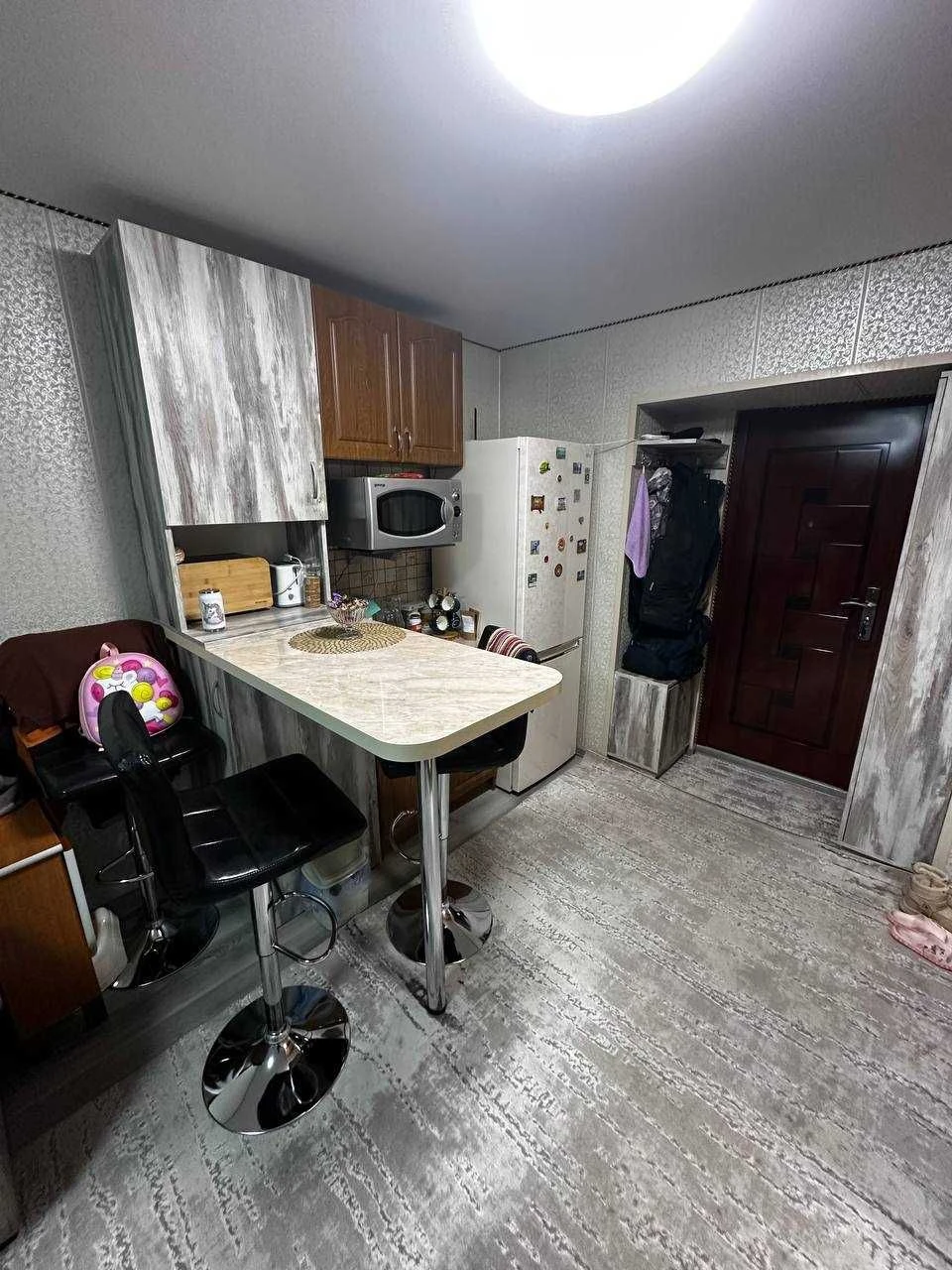 1-room apartment in dormitory in Vystavka, excellent option regarding condition and location