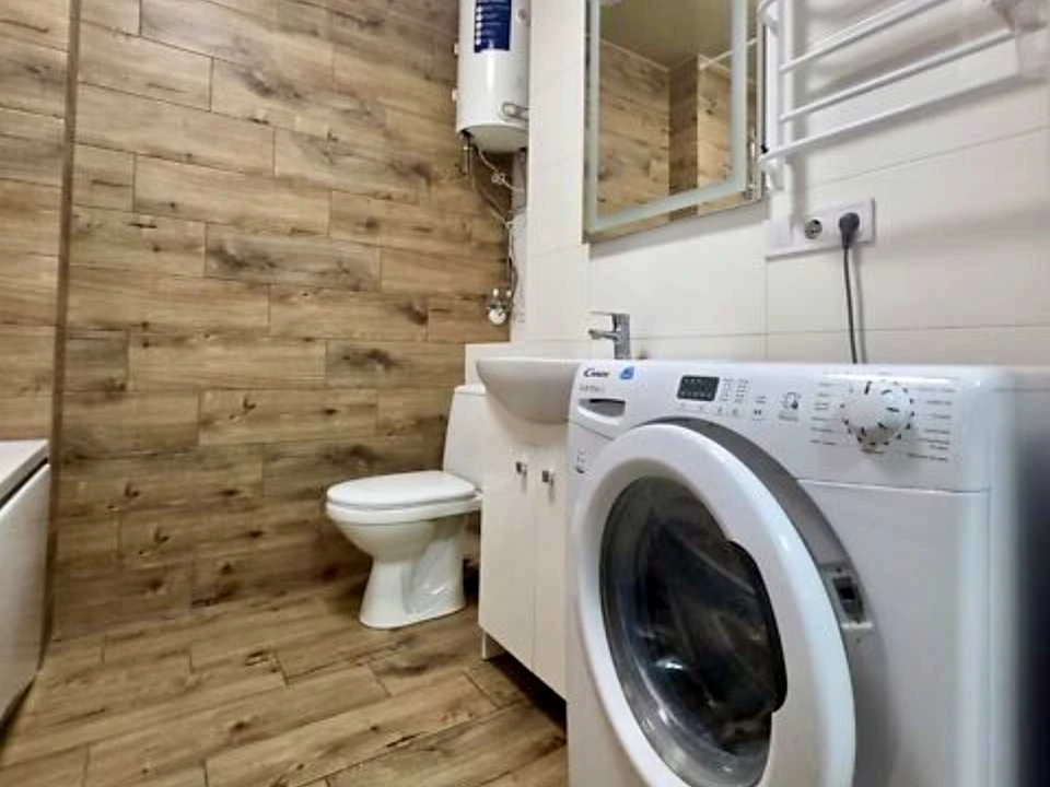 Apartment. Kharkiv, Gvardiyasiv-Shiroynynts Street
