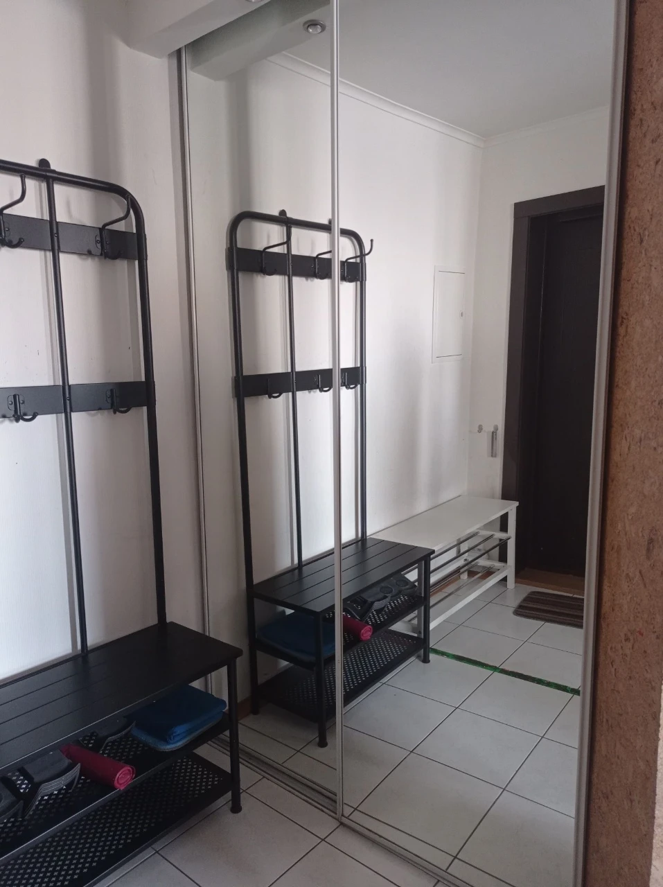 вул.Автозаводська  7-А, продам 3кімн. квартиру.