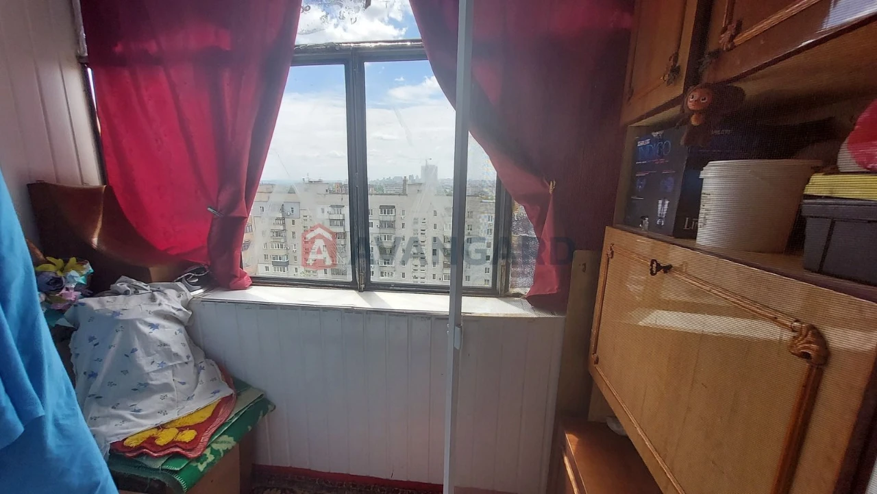 For Sale 3-room apartment Industrial district, Darnytska 47 999$