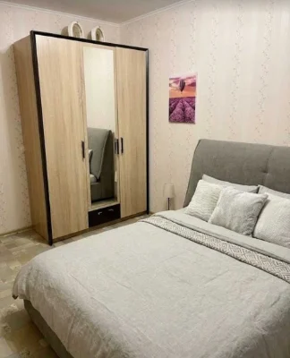 Apartment for Sale: 2 Rooms, Botanical Garden Metro