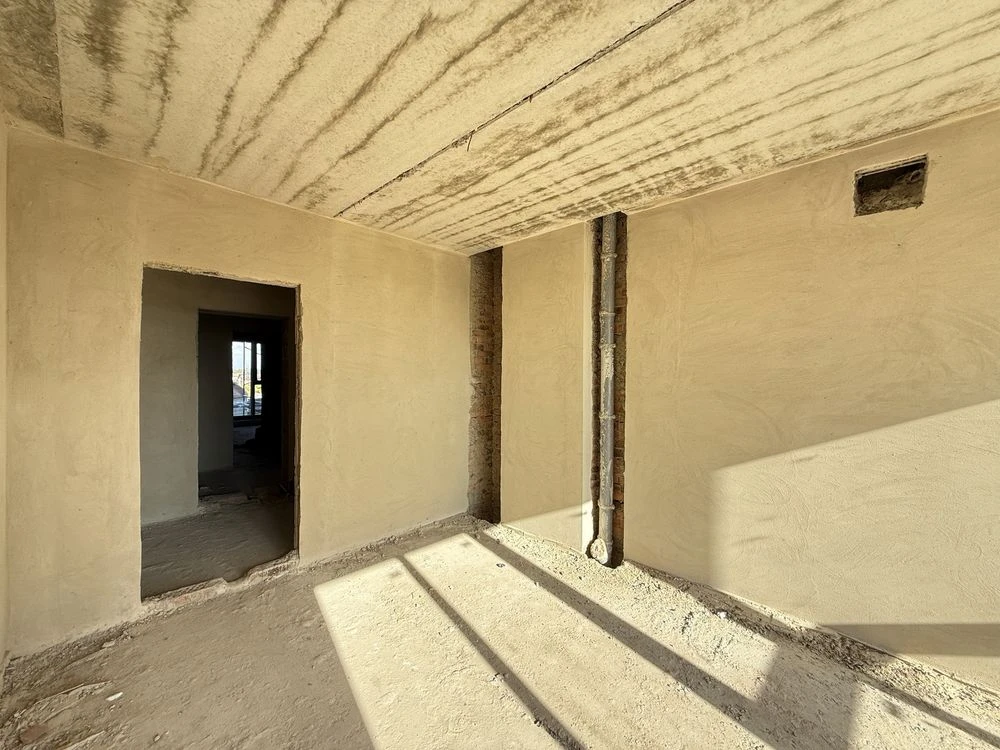 Sale of a 2-bedroom apartment in the Red Hills residential complex, Red Hills area.