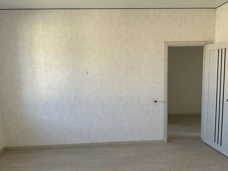 Townhouse / renovated 3 bedrooms, Barskoho Shosse district