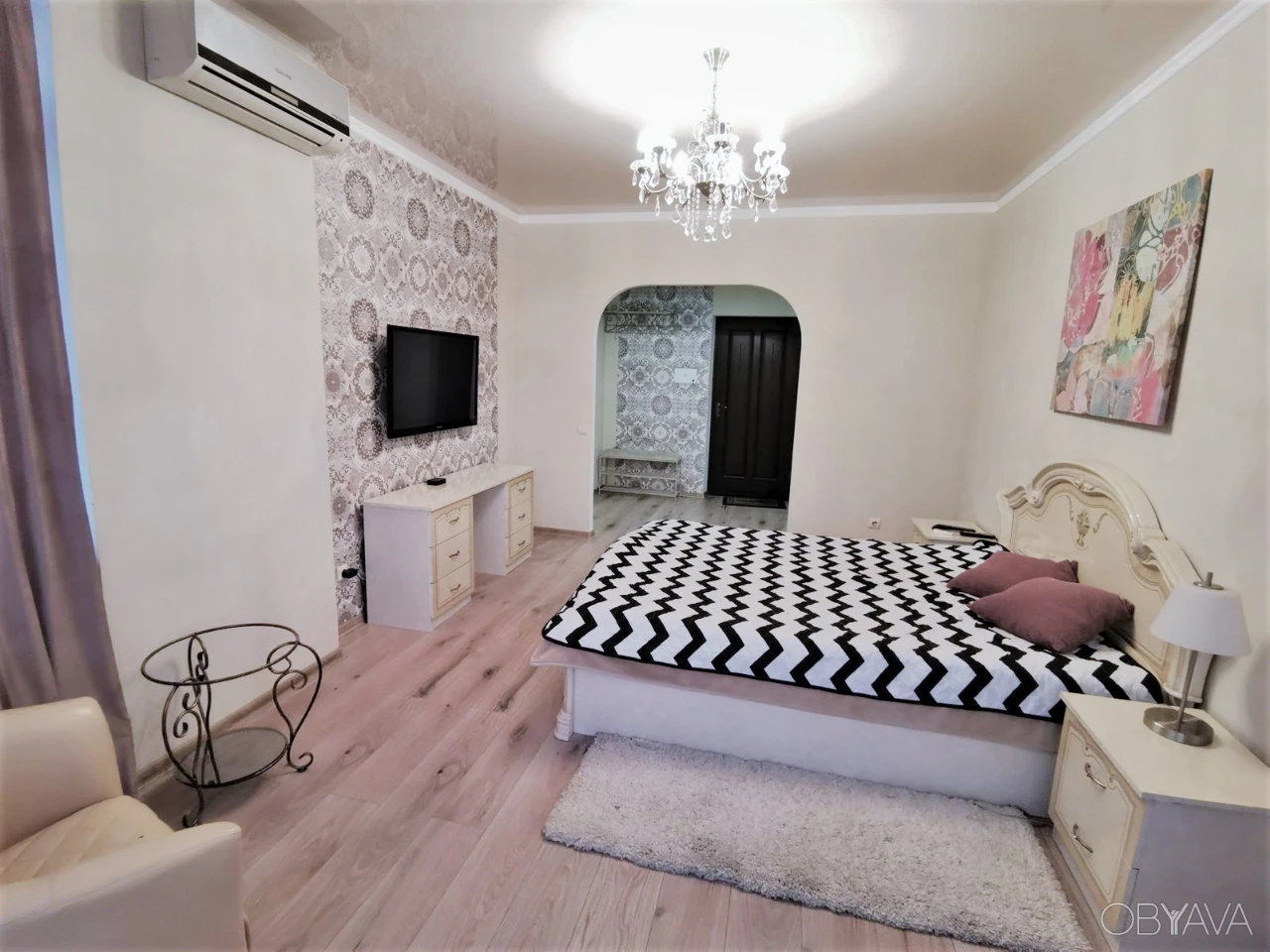 25% Commission: Rent a 1-bedroom apartment in Zolotoustyivsky, Chornovola, 27