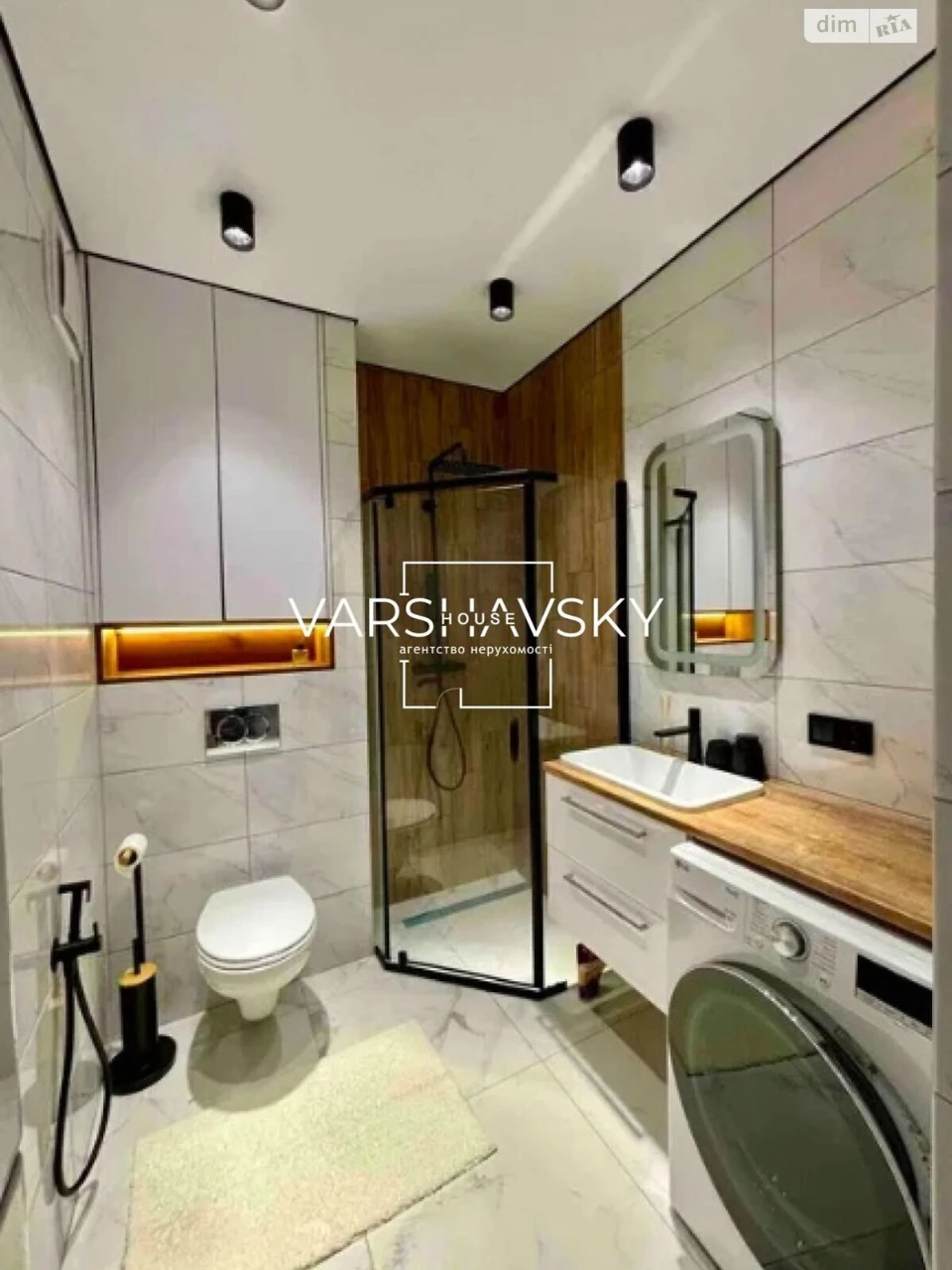 Long-Term Rental: One-Bedroom Apartment in Warsaw Plus Residential Complex