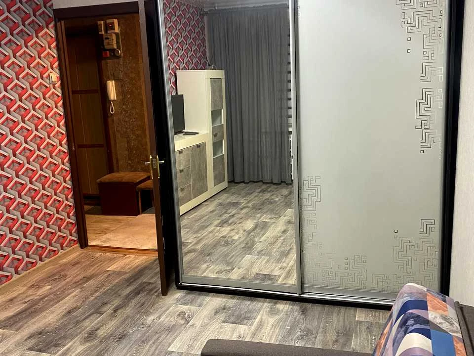 Apartment. Dnipro, Myru Prospect.