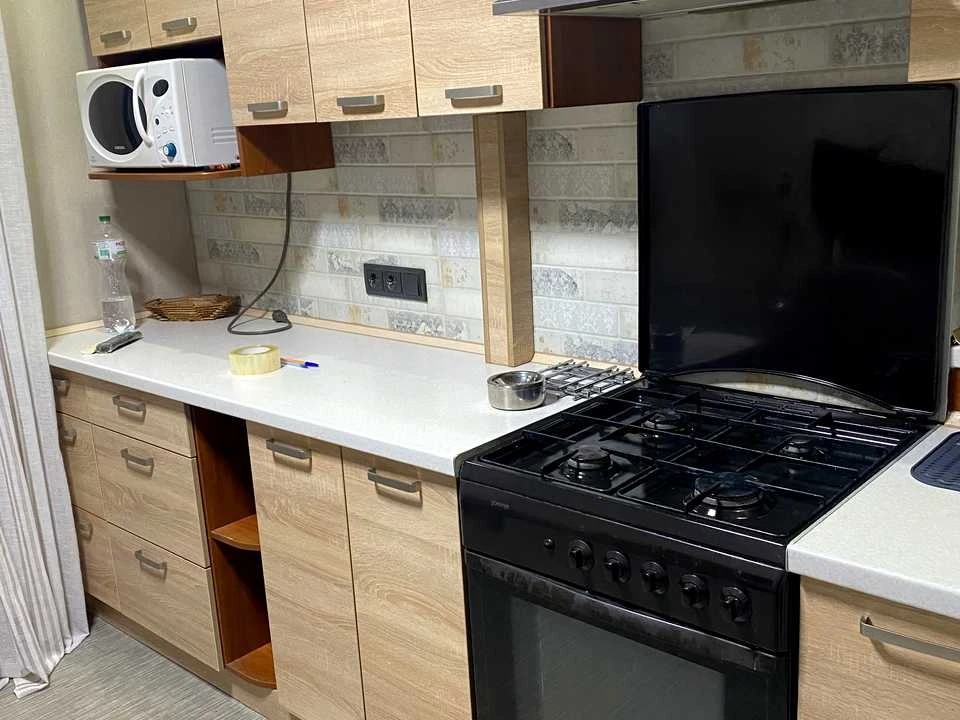 Apartment. Dnipro, Myru Prospect.