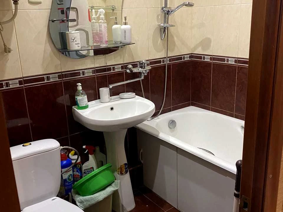 Apartment. Dnipro, Myru Prospect.