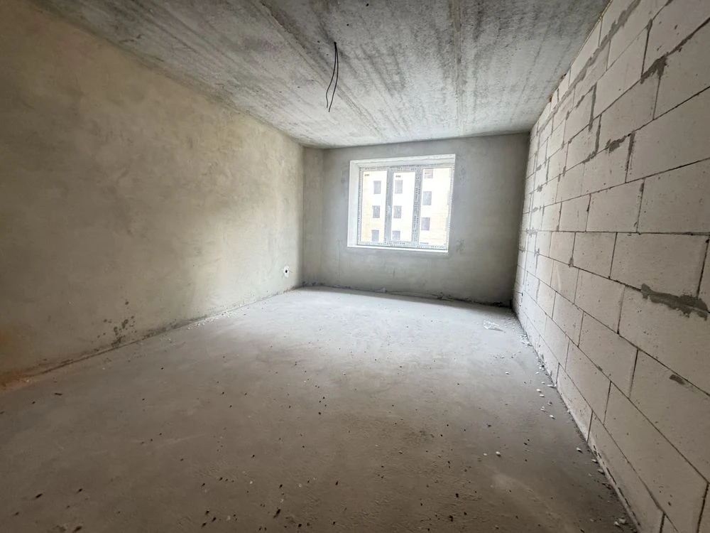 3-bedroom apartment in a new building - brick house, 4th floor