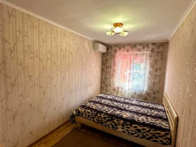 Apartment. Vladislav Tsepka Street, Chernivtsi